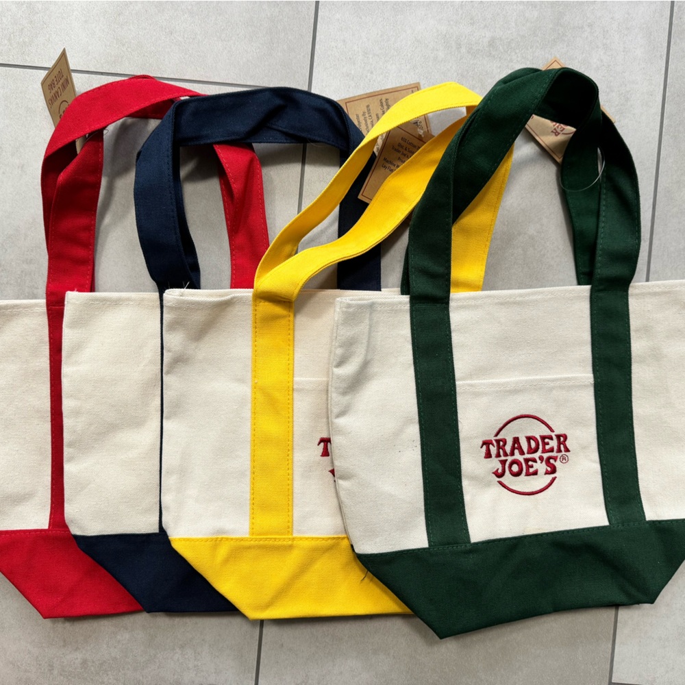 Trader Joe’s Mini totes NWT set of 4